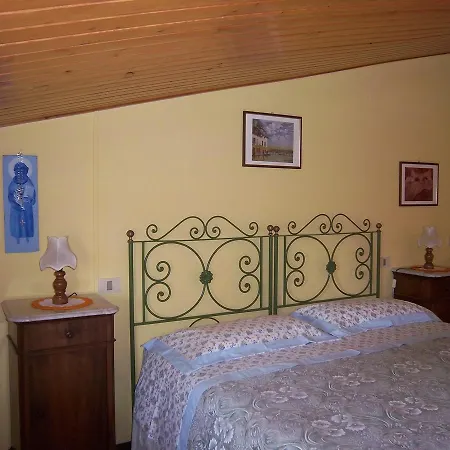 Agriturismo Villa Mozart Nel Verde Gubbio Exterior photo