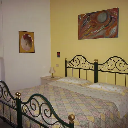 Agriturismo Villa Mozart Nel Verde Gubbio Exterior photo