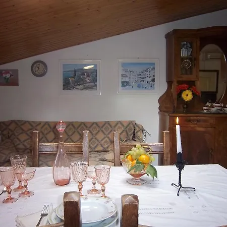 Agriturismo Villa Mozart Nel Verde Gubbio Exterior photo