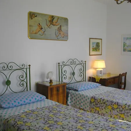 Agriturismo Villa Mozart Nel Verde Gubbio Exterior photo