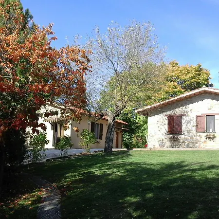 Agriturismo Villa Mozart Nel Verde Gubbio Exterior photo