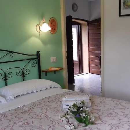 Agriturismo Villa Mozart Nel Verde Gubbio Exterior photo