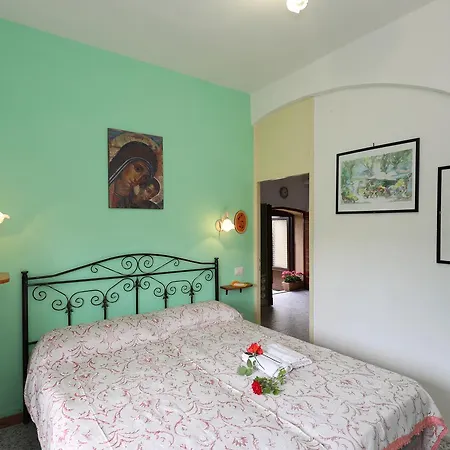 Agriturismo Villa Mozart Nel Verde Gubbio Exterior photo